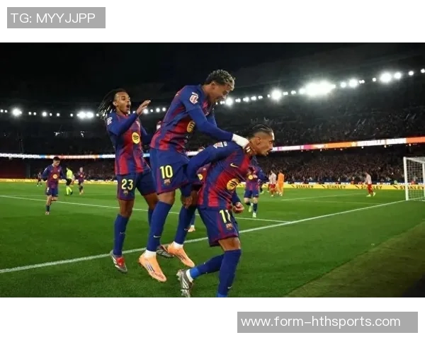 巴萨球迷对阵奥萨苏纳时高喊哈维留下来嘲讽皇马