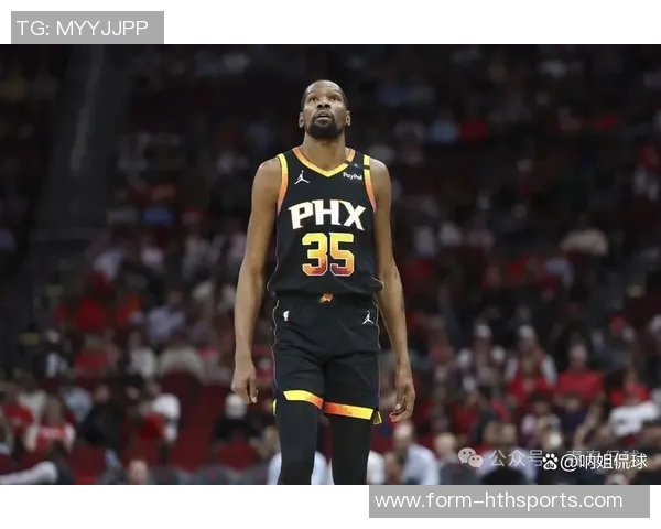 杜兰特谈更衣室角色：成为队友们可以依赖的信任之源