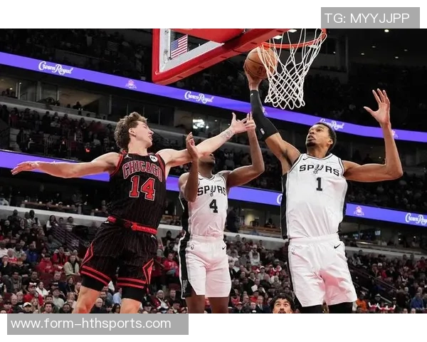 文班亚马全能表现震撼全场25分8板2助4断5帽助队取胜