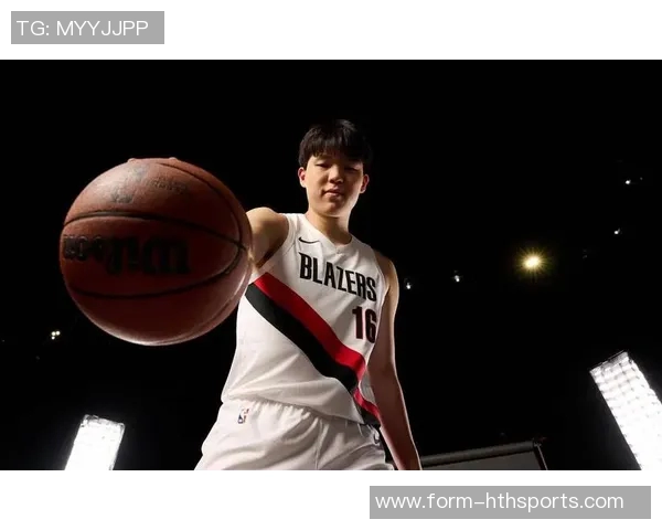 杨瀚森自信提升移动能力称能与后卫匹敌展现进步潜力 杨瀚森自信提升移动能力称能与后卫匹敌展现进步潜力